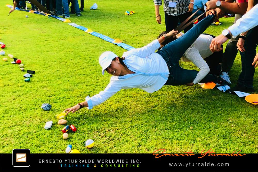 Talleres Lúdicos | Team Building LATAM Talleres de Cuerdas Bajas | Team Building Empresarial para el desarrollo de equipos de trabajo